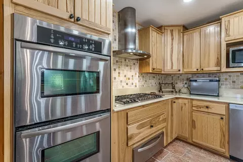 Kitchen - 126 River Top Vw, Murphy, NC 28906 photo 4 of 7