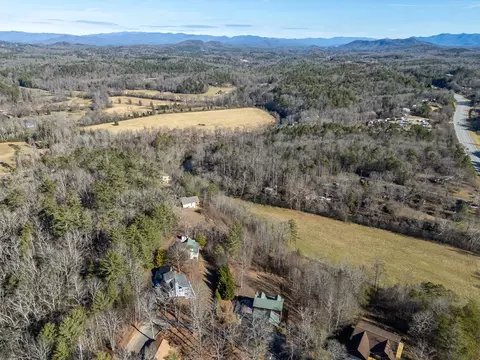 View/Area - 126 River Top Vw, Murphy, NC 28906 photo 3 of 5