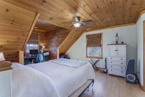 Bedroom - 126 River Top Vw, Murphy, NC 28906 photo 5 of 7