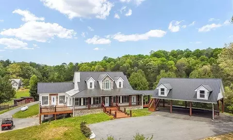 233 Ivy Rdg, Ellijay, GA 30536
