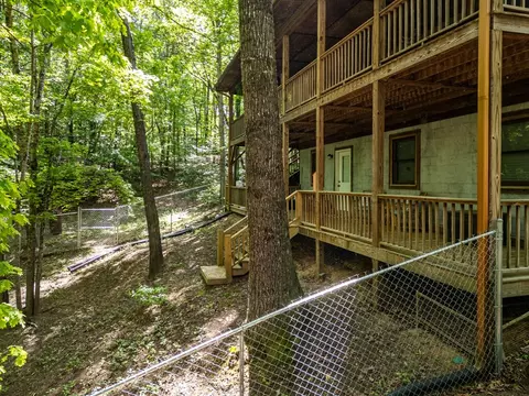 Exterior - 198 Dew Drop Ln, Murphy, NC 28906 photo 9 of 12