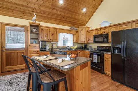 Kitchen - 198 Dew Drop Ln, Murphy, NC 28906 photo 1 of 4