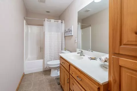 Bath - 198 Dew Drop Ln, Murphy, NC 28906 photo 4 of 4