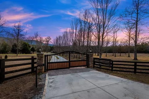 456 E Valley Rd, Rydal, GA 30171 photo 123