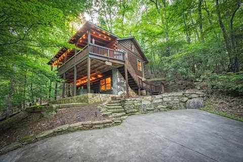 341 Valley View Rd, Ellijay, GA 30536