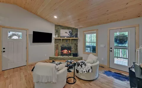 95 Deer Valley Ln, Murphy, NC 28906 photo 4