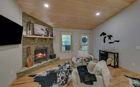95 Deer Valley Ln, Murphy, NC 28906 photo 3