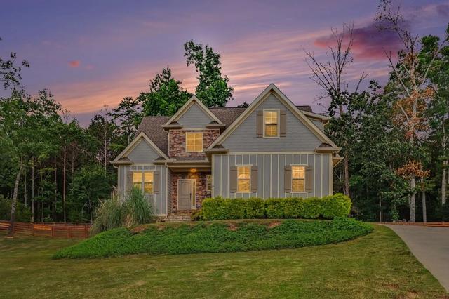 64 Blandwood Dr, Cartersville, GA 30120