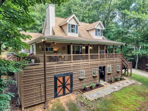 152 Lonesome Pine Trl, Blairsville, GA 30512