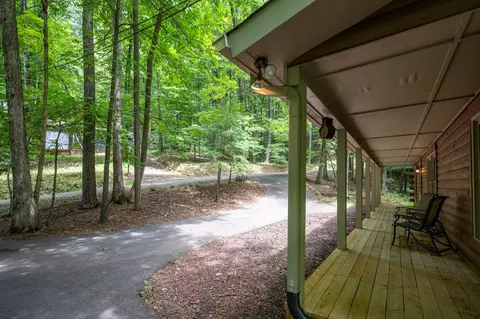 Exterior - 415 Sunset Ct, Jasper, GA 30143 photo 3 of 18