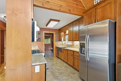 Kitchen - 270 Marina Rd, Murphy, NC 28906 photo 6 of 9
