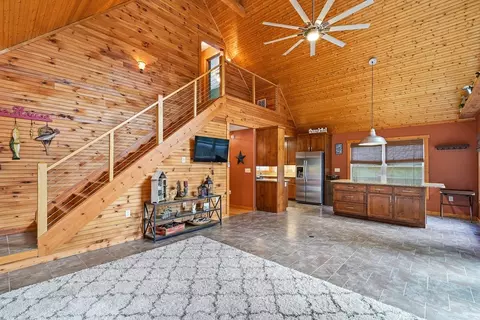 Entry Way - 270 Marina Rd, Murphy, NC 28906 photo 2 of 3