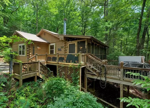 79 Maxwell Ln, Blue Ridge, GA 30513