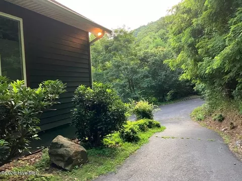 Exterior - 645 Outlook Rd, Murphy, NC 28906 photo 5 of 24