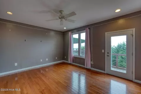 Bedroom - 645 Outlook Rd, Murphy, NC 28906 photo 5 of 6