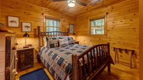 Bedroom - 77 Old Covered Bridge Rd, Cherry Log, GA 30522 photo 6 of 15