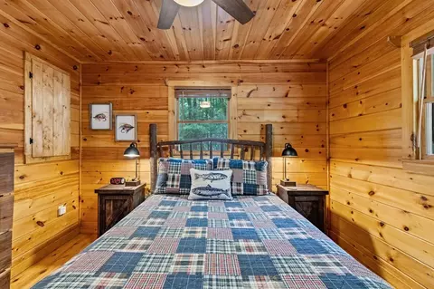 Bedroom - 77 Old Covered Bridge Rd, Cherry Log, GA 30522 photo 9 of 15