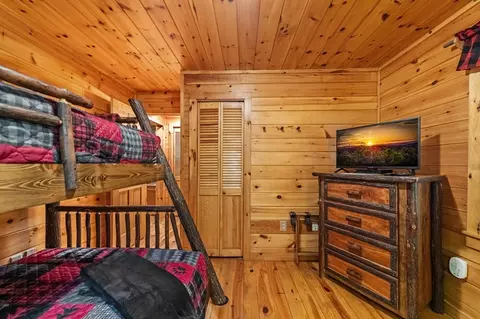 Bedroom - 77 Old Covered Bridge Rd, Cherry Log, GA 30522 photo 13 of 15
