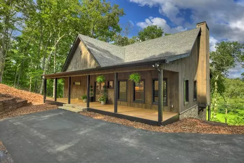 1729 Barnes Chapel Rd, Blue Ridge, GA 30513