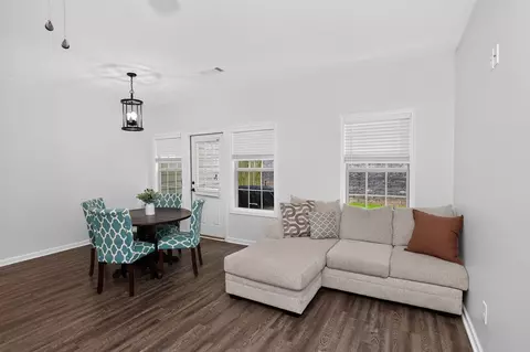 Dining - 198 Towne Villas Dr, Jasper, GA 30143 photo 3 of 4