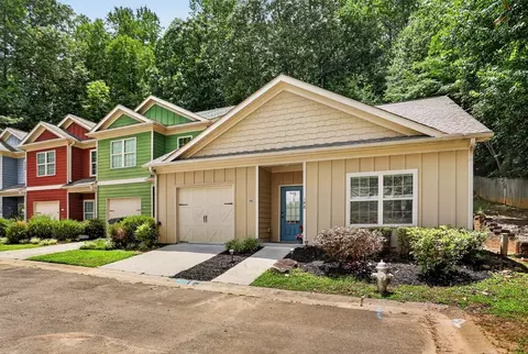 Exterior - 198 Towne Villas Dr, Jasper, GA 30143 photo 1 of 6