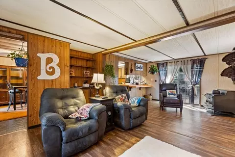 Living - 476 Claude Rogers Rd, Marble, NC 28905 photo 2 of 2