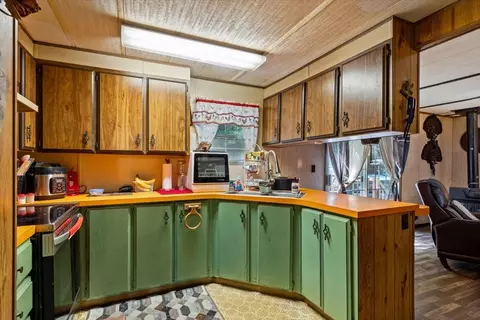 Kitchen - 476 Claude Rogers Rd, Marble, NC 28905 photo 2 of 3