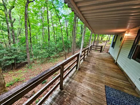 Exterior - 252 Barefoot Ln, Murphy, NC 28906 photo 6 of 9