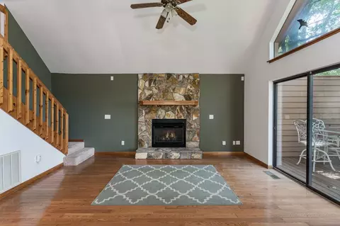Living - 425 Boyd Ridge Dr, Murphy, NC 28906 photo 4 of 8