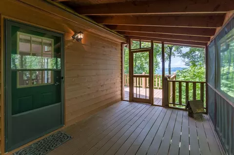 Exterior - 425 Boyd Ridge Dr, Murphy, NC 28906 photo 3 of 8