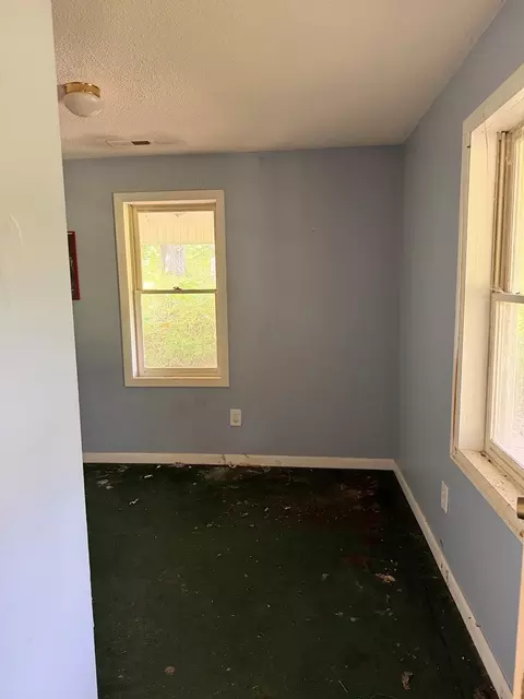 Bedroom - 1634 Crisp Rd, Murphy, NC 28906 photo 2 of 7