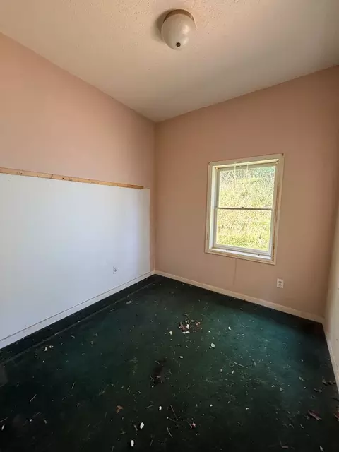 Bedroom - 1634 Crisp Rd, Murphy, NC 28906 photo 6 of 7