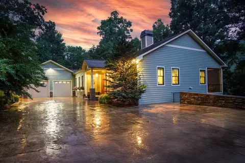 605 Owl Creek Rd, Hiawassee, GA 30546