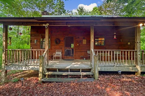 Exterior - 185 Falling Waters Ln, Murphy, NC 28906 photo 2 of 15