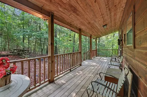 Exterior - 185 Falling Waters Ln, Murphy, NC 28906 photo 4 of 15