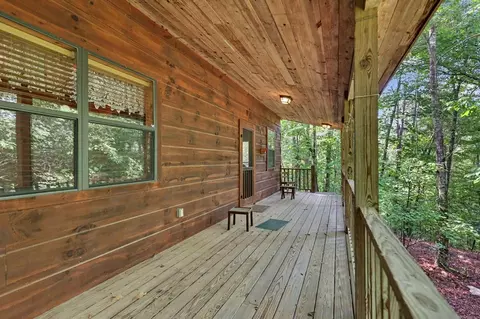 Exterior - 185 Falling Waters Ln, Murphy, NC 28906 photo 7 of 15