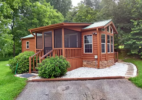 87 Chimney Rdg, Blairsville, GA 30512
