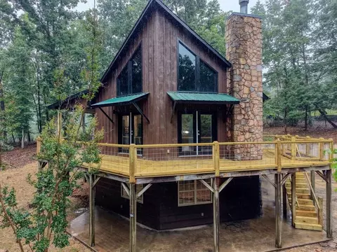 125 Big Foot Ln, Blairsville, GA 30512