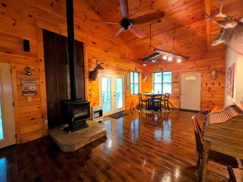 150 Trail Tree Dr, Blairsville, GA 30512