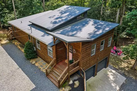67 Citrine Ct, Ellijay, GA 30540