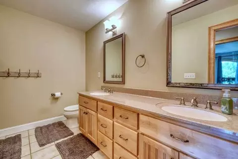 Bath - 115 Dawsons Ln, Murphy, NC 28906 photo 6 of 8