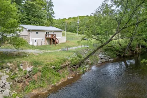 4494 Gainesville Hwy, Blairsville, GA 30512
