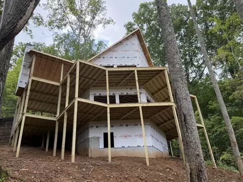 Exterior - 2 Oak Crest Drive, Morganton, GA 30560 photo 15 of 21