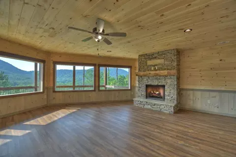 Living - 2 Oak Crest Drive, Morganton, GA 30560 photo 11 of 13