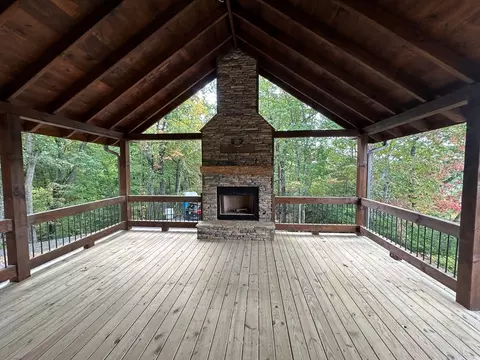 Exterior - 2 Oak Crest Drive, Morganton, GA 30560 photo 10 of 21