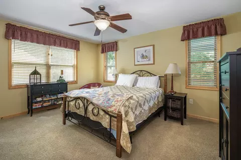 Bedroom - 98 Dunrunnin Pt, Murphy, NC 28906 photo 1 of 6