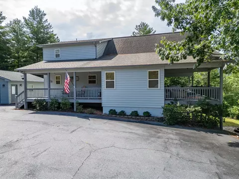 Exterior - 98 Dunrunnin Pt, Murphy, NC 28906 photo 10 of 12