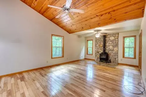Living - 73 Sargent Dr, Murphy, NC 28906 photo 4 of 5