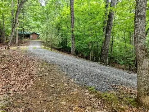 Exterior - 73 Sargent Dr, Murphy, NC 28906 photo 13 of 17