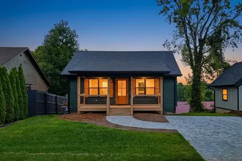 Exterior - 318 E Second St, Blue Ridge, GA 30513 photo 1 of 13